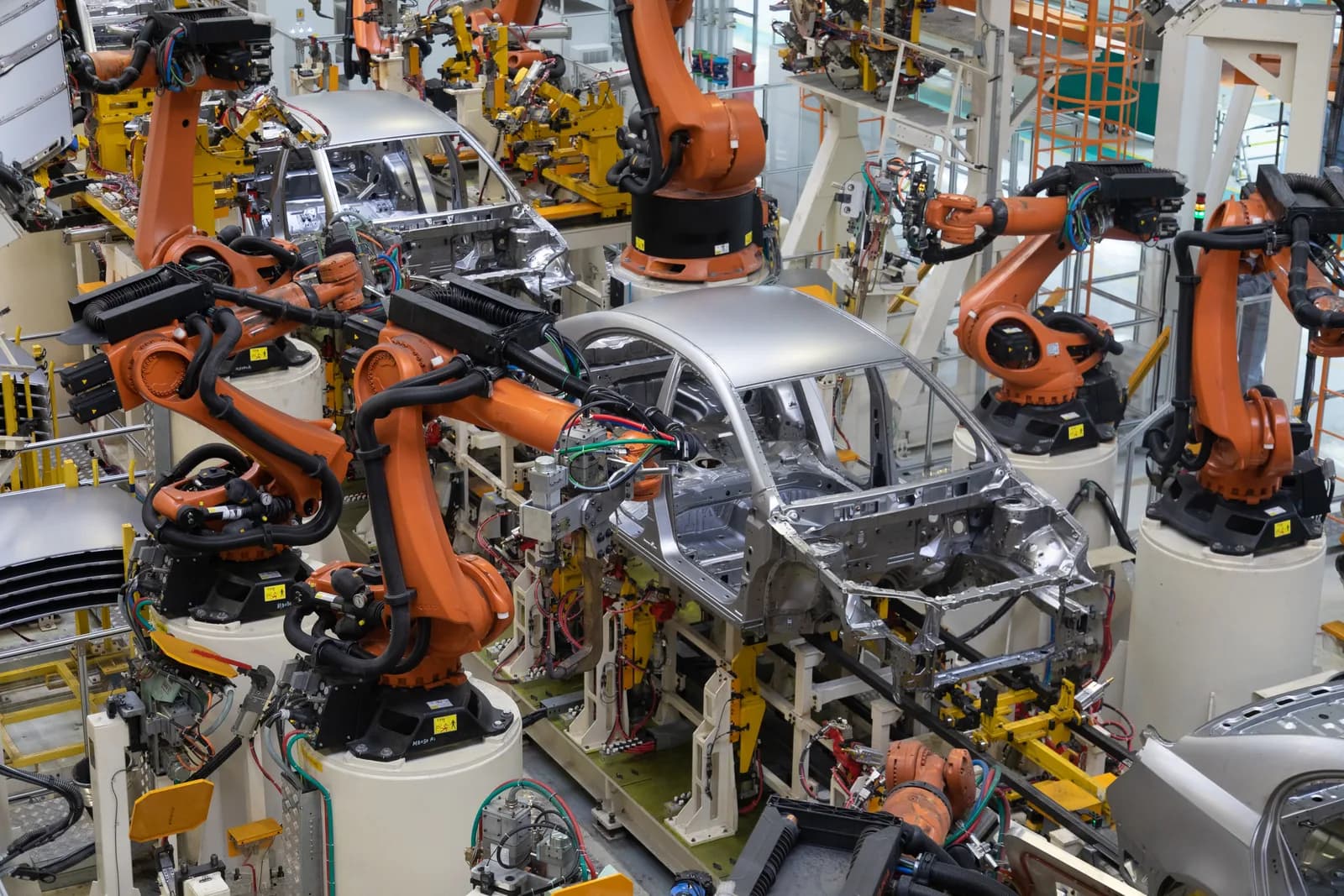 Automotive assembly line and CNC equipment maintenance in Saudi Arabia