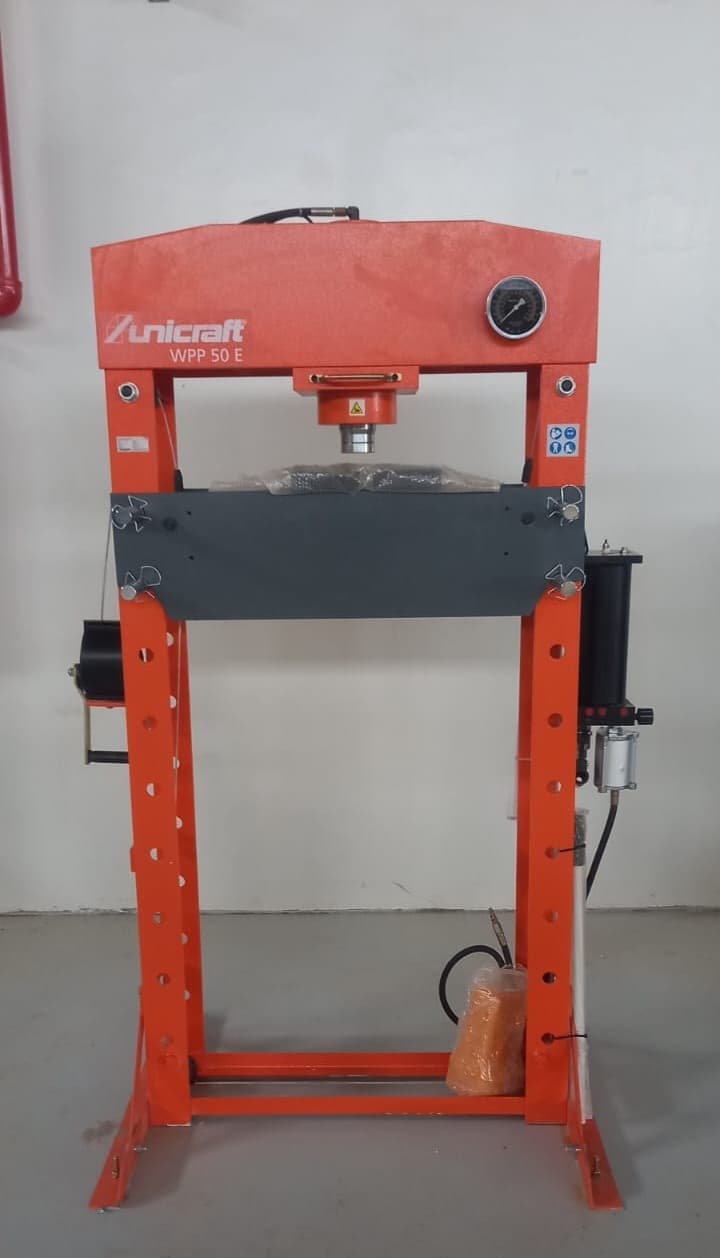 GE workshop — tooling and work areas