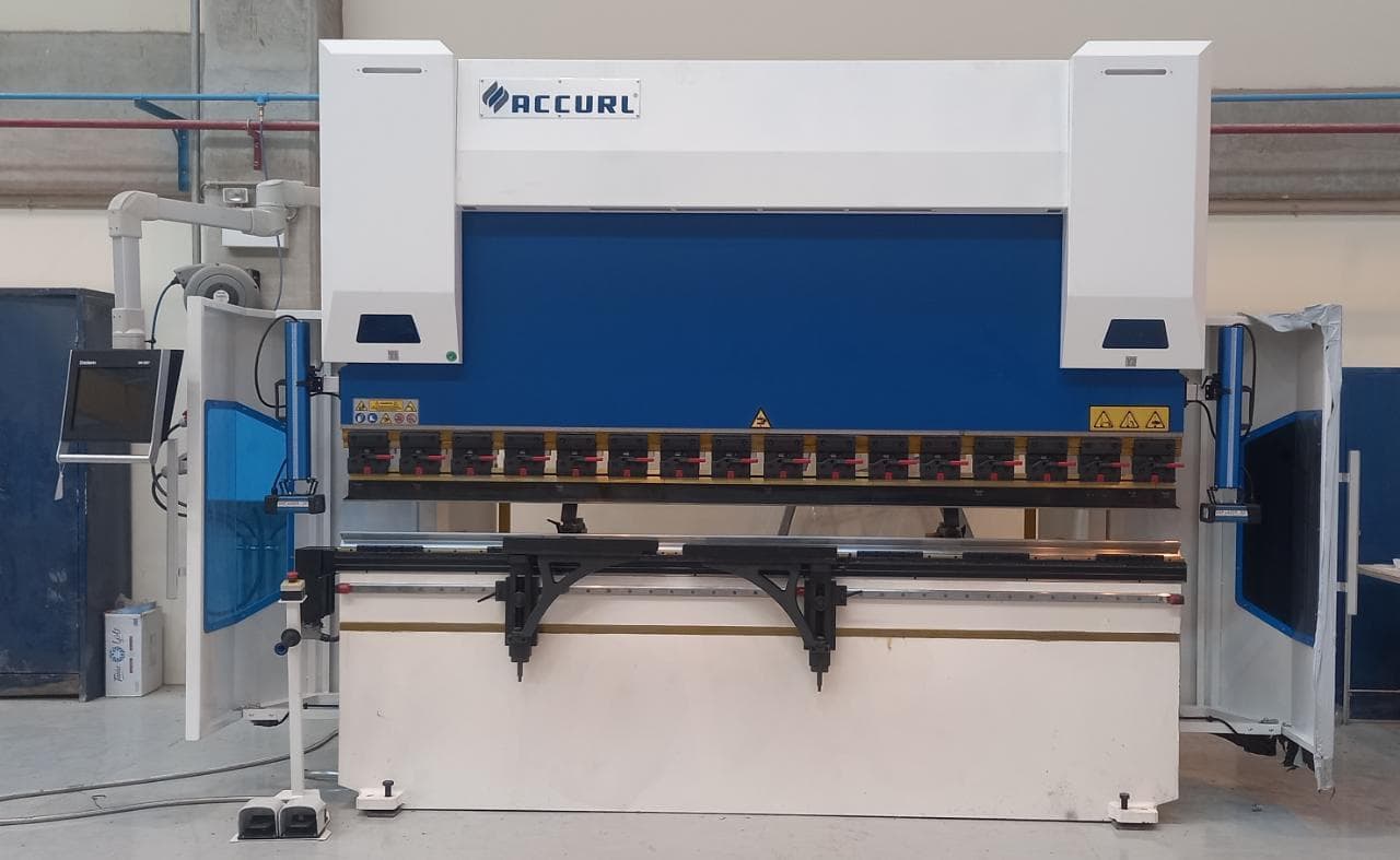 Workshop setup and industrial machine installation — Yamama Project